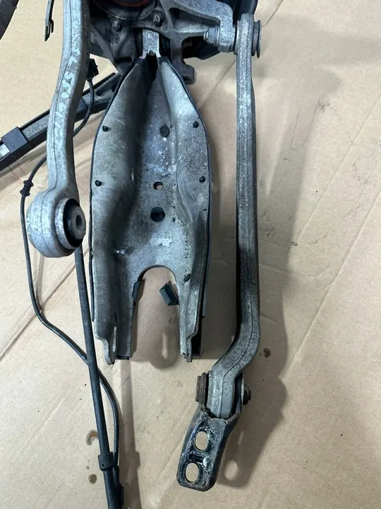 Bakre högra knut, Mercedes SL R230, SL550 A2303508608 image 6