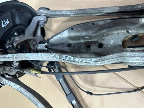 Bakre högra knut, Mercedes SL R230, SL550 A2303508608 image 7