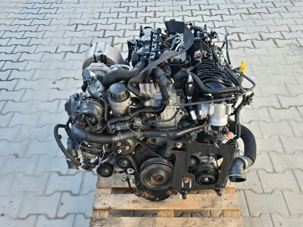 Motor OEM SILNIK KOMPLETNY 2.0D 204DTD - Gebraucht image 2