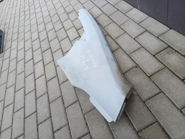 Pilier de toit arrière gauche OEM LUK2225 Hyundai Elantra image 4