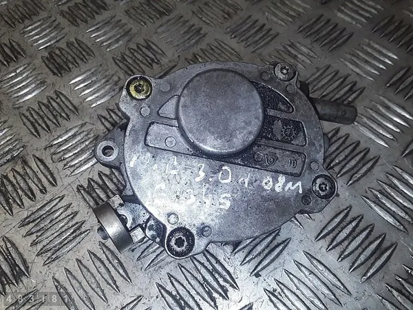 2008 Mercedes CLS C219 Vacuum Brake Pump a6422300165 image 2