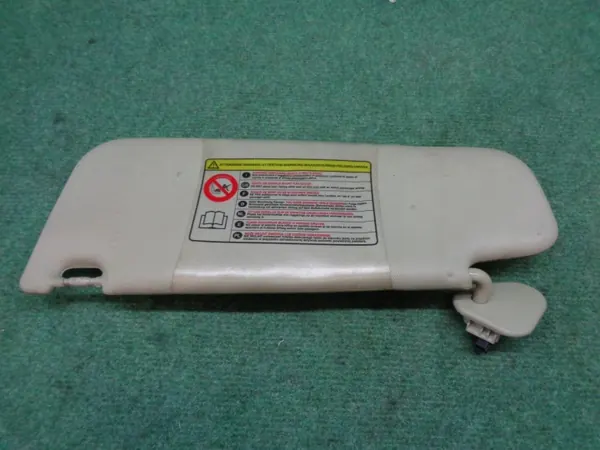 Alfa Romeo 159 oikea aurinkosuoja OEM SŁONECZNIK 159 R image 5