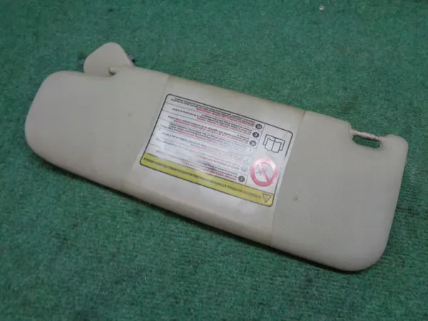 Alfa Romeo 159 oikea aurinkosuoja OEM SŁONECZNIK 159 R image 6