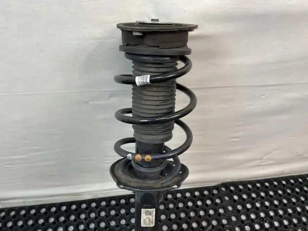 Linker ophangingsarm OEM 5QF413031BF Audi Q3 II image 3