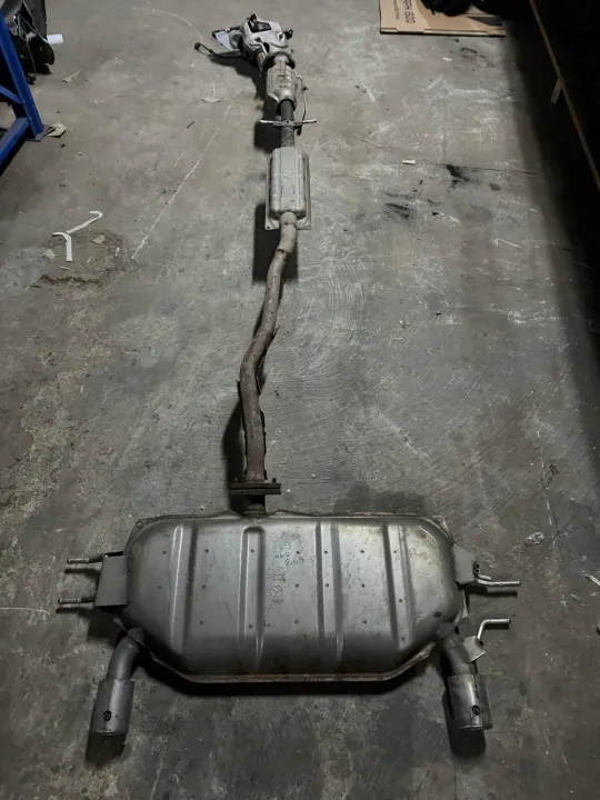 Pakoputken Vaimennin OEM 123456 Mazda CX-3 2.0L image 2
