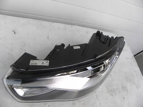 AUDI A1 Faros Xenón Lado Izquierdo 8X0941043 image 4