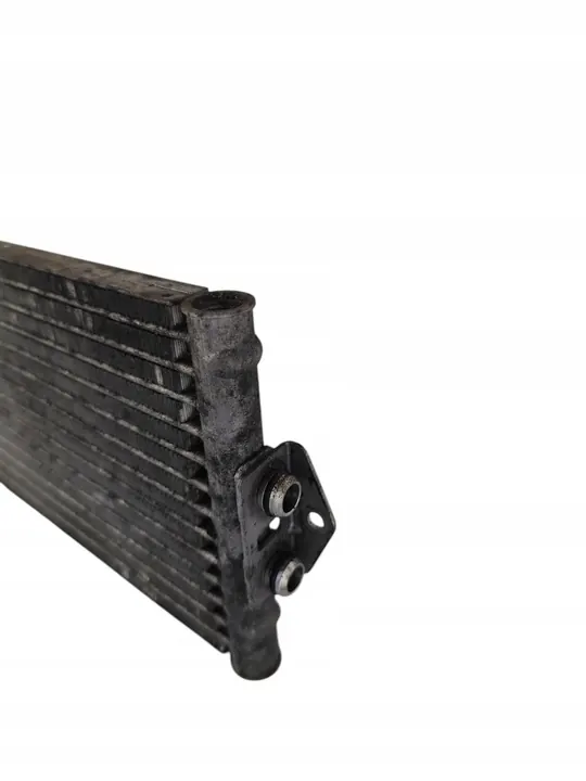 Mercedes ML AMG Transmissiekoeler A2115000200 image 4