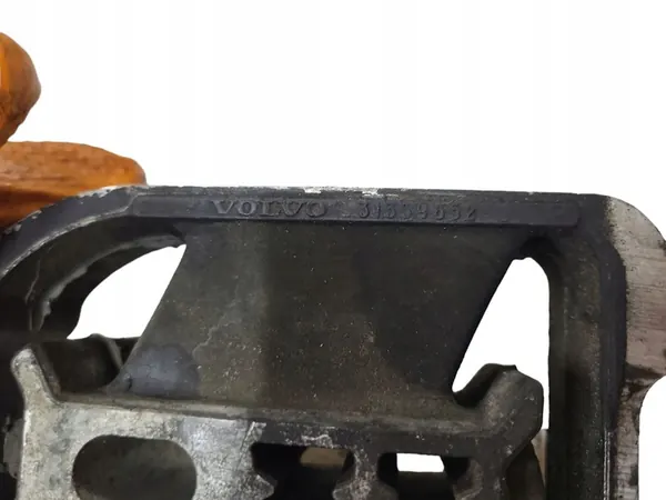 Volvo V40 II 2018 Motorsteunen image 5