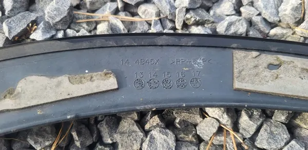 Mitsubishi Outlander III Etuvasen lokasuojan peite 7407A301 image 3