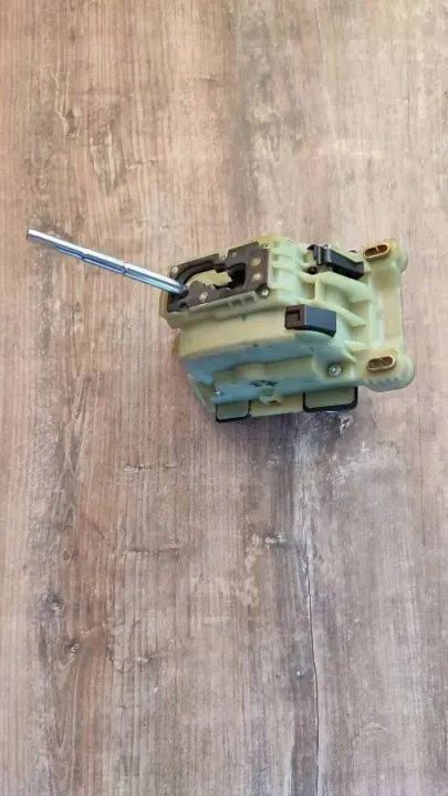 Selector de cambios Mercedes-Benz C W203 OEM A2032676024 image 3