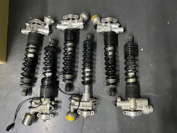 McLaren OEM 14BA234RP Stoßdämpfer - Gebraucht image 2
