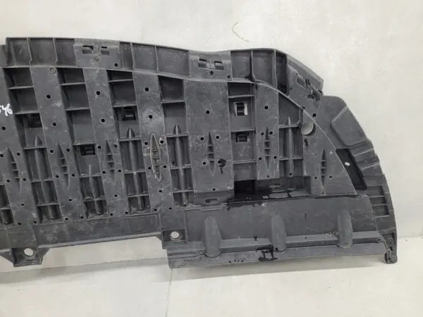 OEM 622359780R Etupuskurin peitelaatta Renault Fluence image 8