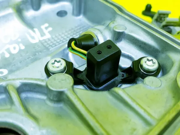 Audi OEM Gangwechselsensor für A4 B9 A5 A6 C8 Q5 image 8