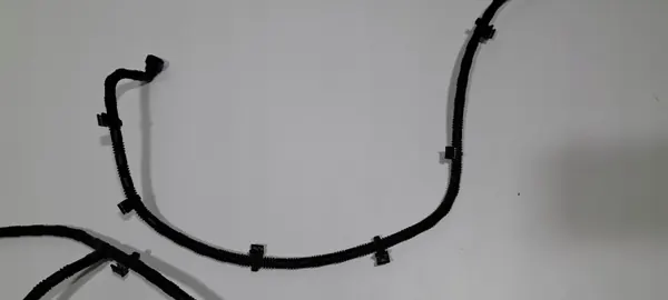 Audi Koplampsproeileiding OEM 8V0955875 - Gebruikt image 3