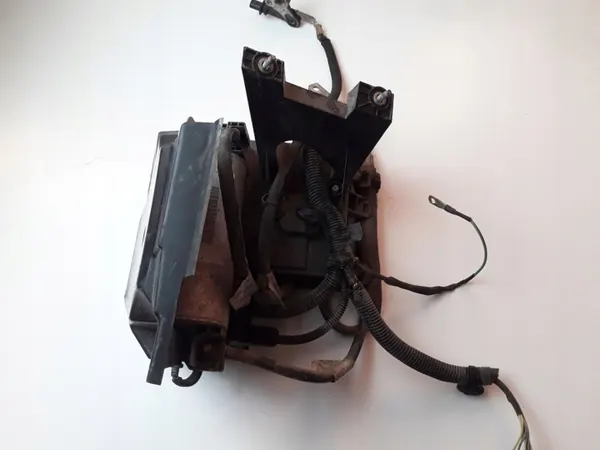 Begagnade Peugeot 508 startdelar OEM 9688166780 image 4