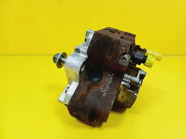 Brandstofpomp Renault Laguna II 1.9 DCI 8200342594 / 0445010087 image 8