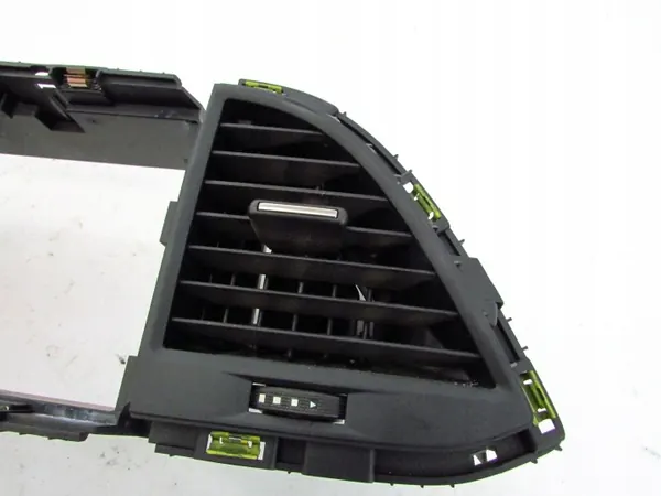 SEAT LEON III Gitter OEM 5F1820951 - Gebrauchter Zustand image 3