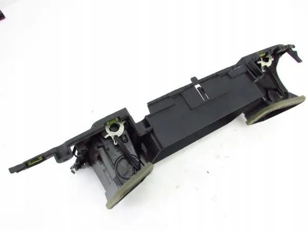 SEAT LEON III Gitter OEM 5F1820951 - Gebrauchter Zustand image 4