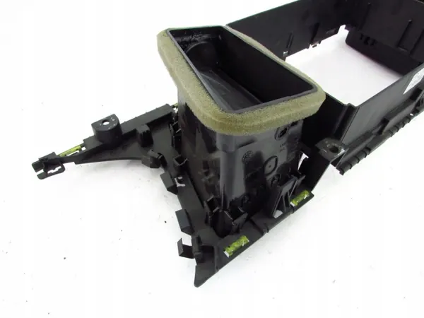 SEAT LEON III Gitter OEM 5F1820951 - Gebrauchter Zustand image 7