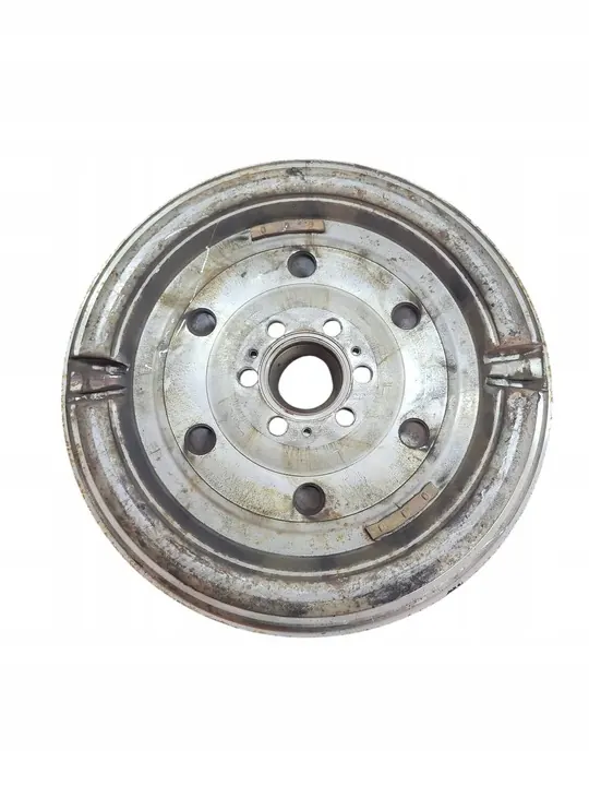 Volante bimassa Skoda Octavia Mk2 2007 OEM 06F105266K image 2