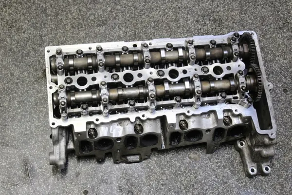 Cabeçote completo BMW N47 com árvores de cames 7810465 image 2