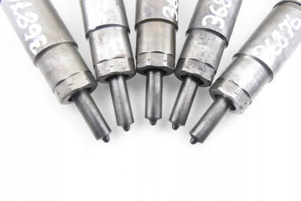 Inyector de combustible BMW 7797877-05 image 2