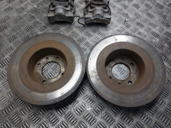 Disques + Plaquettes + Étriers Frein AR OEM Citroen C5 I image 4