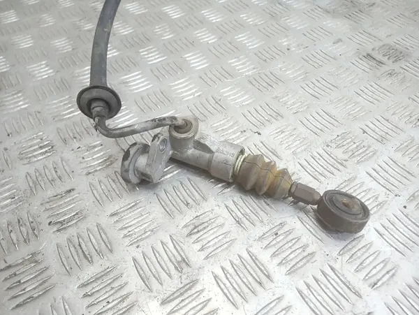 Kytkin sylinteri AUDI A4 (8D2, B5) 1997 8D1721401B image 2