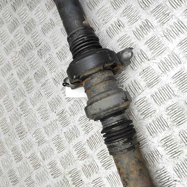 Arbre de transmission VW TOUAREG 3.0L Diesel 2016 7P0521102R image 5