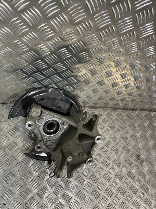 Volvo XC40 2019 Bakhjulsnav OEM 32221150 image 7