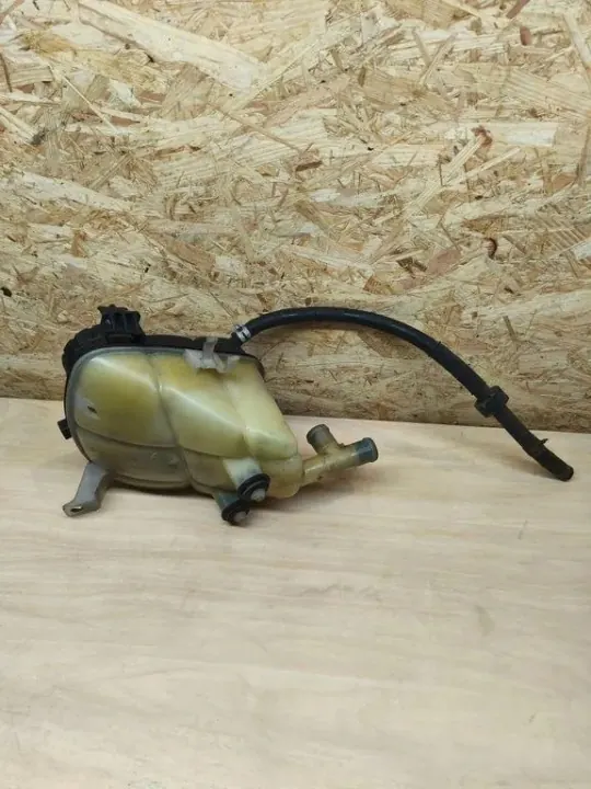Koelvloeistoftank Mercedes ML W164 OEM A1645000049 image 3