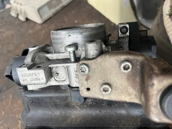 Fiat OE 46526286 Drosselklappe image 4