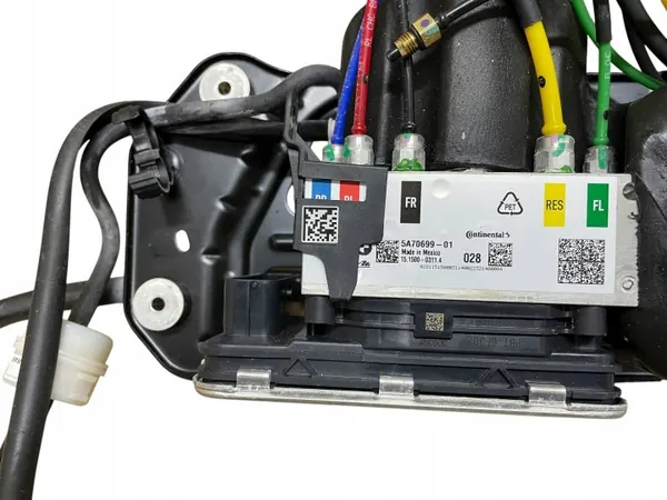 OEM 5A70699 Luftfjädring Kompressor & Rör BMW X5 image 3