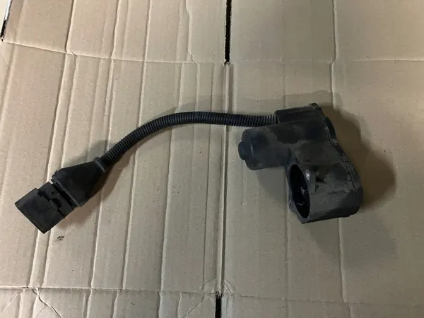 Handbromsmotor OEM SILNICZEK RĘCZNEGO A8 D3 image 2