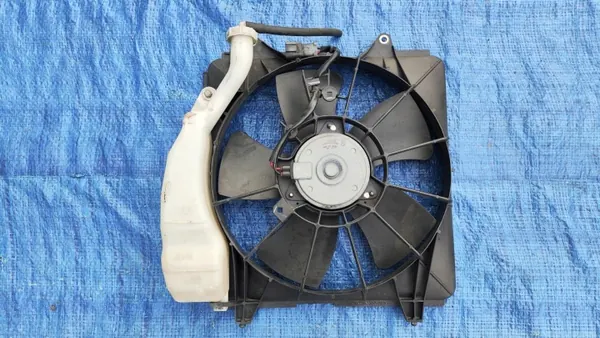 Depósito de refrigerante OEM 168000-8050 para Honda Civic VIII image 2