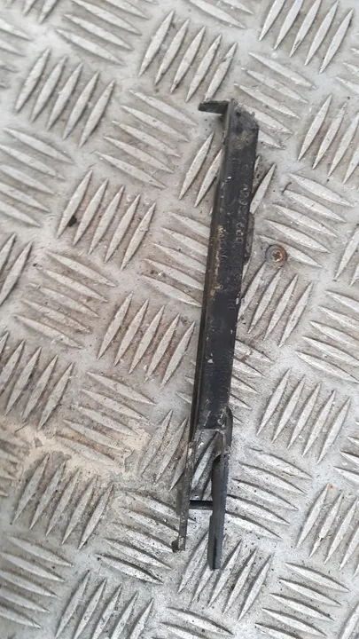 MERCEDES W203 Höger lampfäste A2038801214 image 2