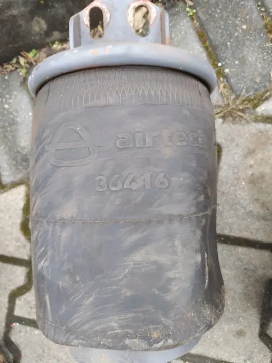 Bolsa suspensão ar OEM 1234567 - Usado image 2
