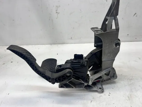 Pedalsats OEM 8E1721117A 8E1723523G för Audi A4 B6 B7 image 5