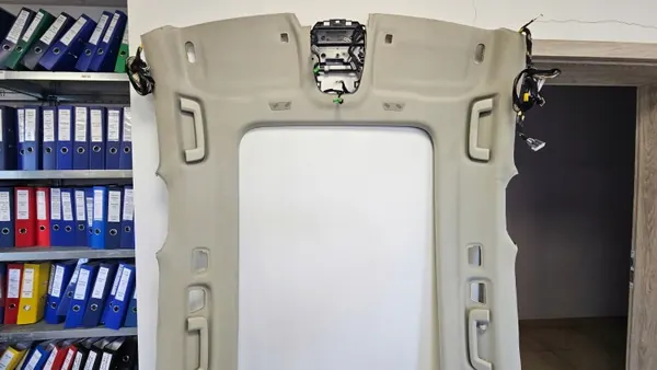 Plafonnier Volvo V90 OEM 39834124 (2016-2024) image 3