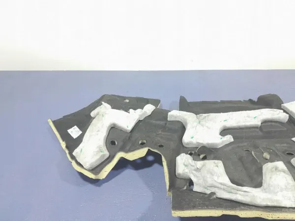 Audi Q7 II Radlauf hinten links OEM 4M0863814B image 3