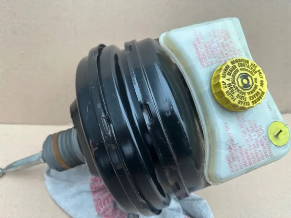 AUDI A6 C6 3.2 FSI Bromsservo Pump 4F0612105F image 10