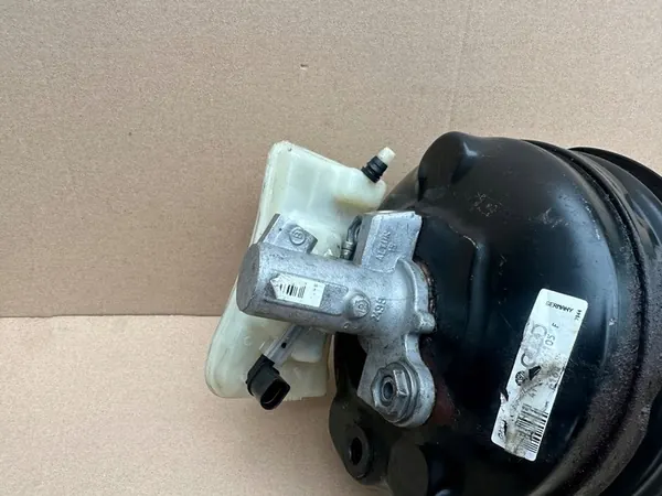 AUDI A6 C6 3.2 FSI Bromsservo Pump 4F0612105F image 7