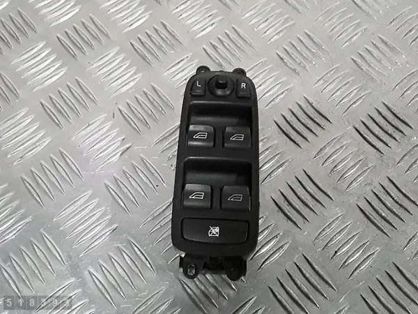 Interruptor Volvo V50 OEM 30658444 - Pieza Usada image 2