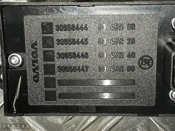 Interruptor Volvo V50 OEM 30658444 - Pieza Usada image 5