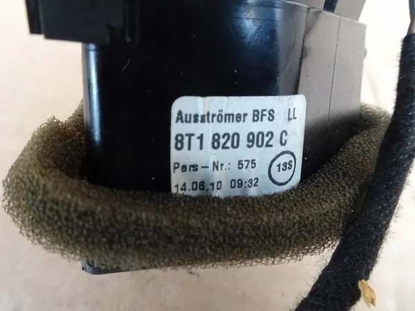Grelha de ar direita AUDI A4 B8 8T1820902C image 6