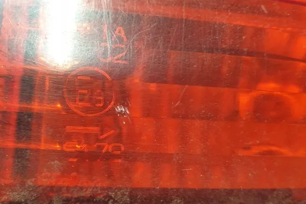 Lámpara trasera derecha RENAULT LAGUNA I 7700420123 image 4