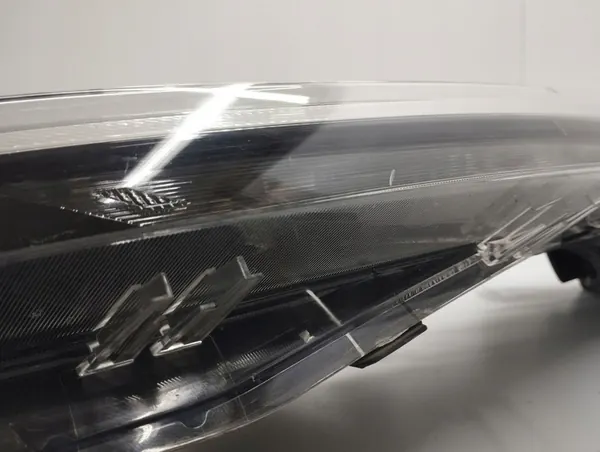 Nissan Juke II F16 2020 Oikea Ajovalo image 5