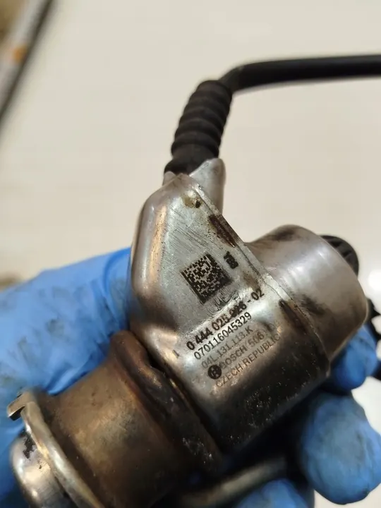 ADBLUE INJEKTOR VW PASSAT B8 2.0 TDI 04L131113K image 3