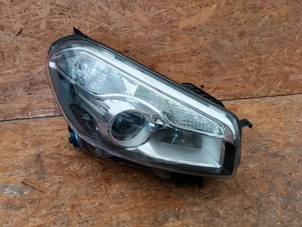 Oikea Etu Xenon-Valo Nissan Qashqai J10 Lift 26010BR60A image 2