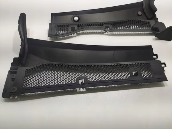 OEM 9820794580 Garniture Pare-brise Supérieure Peugeot 2008 II image 3